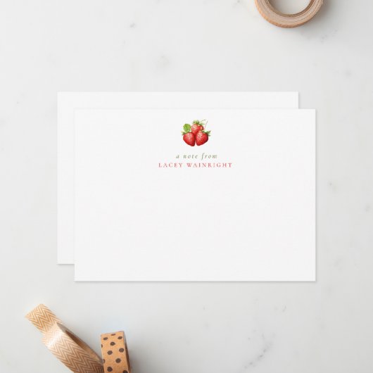 Minimalistische aardbeien gepersonaliseerde briefp notitiekaartje (Voorkant / Achterkant in situ)