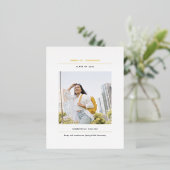 Minimalistische afstuderen aankondiging briefkaart (Staand Voorkant)