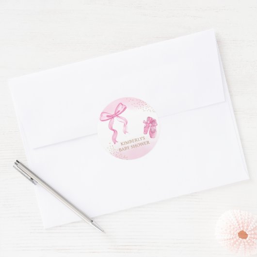 Minimalistische Ballerina Shoes Bow Baby shower Ronde Sticker (Envelop)