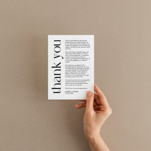 Minimalistische bedankkaart met gedurfde typografi