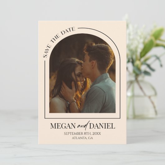 Minimalistische Beige Arch Custom Afbeelding Bruil Save The Date (Staand voorkant)