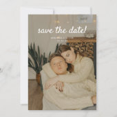 Minimalistische Beige Bloemenblad Trouwfoto Save The Date (Voorkant)
