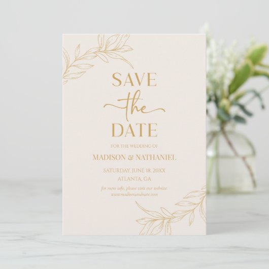 Minimalistische Beige Gouden Tak Blad Bruiloft Save The Date (Staand voorkant)