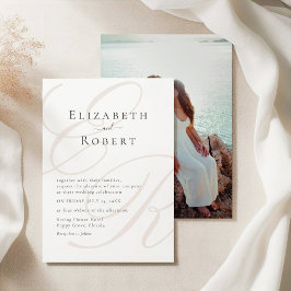 Minimalistische Beige Monogram Paar Foto Huwelijk Kaart