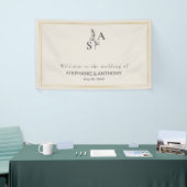 Minimalistische Beige Monogram Wildflower Wedding Spandoek (Beurs)