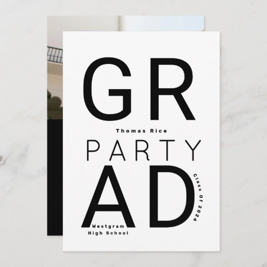 Minimalistische Black and White Afstuderen Invitat Kaart (Voorkant / Achterkant)