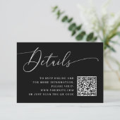 Minimalistische Black Script Wedding Info met QR-c Informatiekaartje (Staand voorkant)