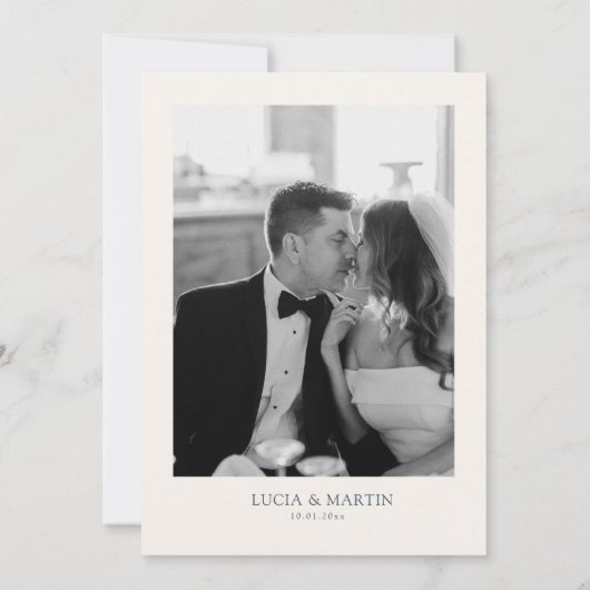 Minimalistische bladeren delicate foto bruiloft kaart (Achterkant)