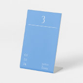 Minimalistische blauwe trouwtafel nummers reclamebord met voetstuk (Voorkant)