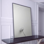 Minimalistische bloemenfotografie in monochroom poster