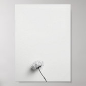 Minimalistische bloemenfotografie in monochroom poster (Voorkant)