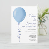 Minimalistische Blue Balloon Twins Jongens 1e verj Kaart (Staand voorkant)
