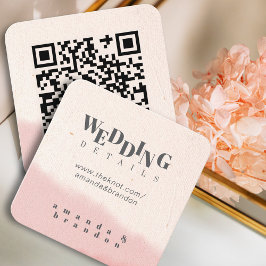 Minimalistische Blush & Bloom Bold Script QR-code Informatiekaartje