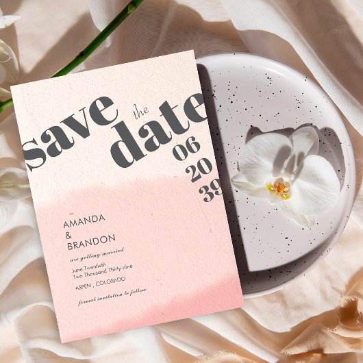 Minimalistische Blush & Bloom Bold Script Trouwfot Save The Date