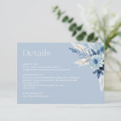 Minimalistische boho boog stoffige blauwe bloemen  informatiekaartje (Staand voorkant)