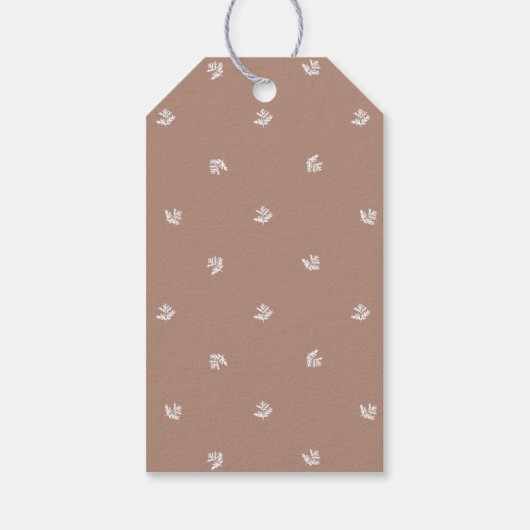 Minimalistische Boho Brown Script familienaam Kers Cadeaulabel (Achterkant)