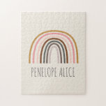 Minimalistische Boho Rainbow-tekening Persoonlijke Legpuzzel<br><div class="desc">Deze stijlvolle aangepaste puzzel biedt een minimalistische boho-regenboog in mosterd,  roze en blauwgroen. Pas het aan met jouw naam. Geweldig cadeauidee.</div>