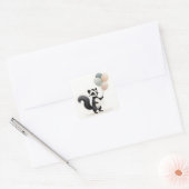 Minimalistische Boho stijl stinkdier met ballonnen Vierkante Sticker (Envelop)