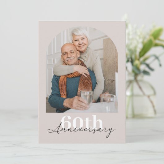 Minimalistische boog beige 60ste trouwdag kaart (Staand voorkant)
