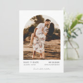Minimalistische boog foto strand bruiloft save the date (Staand voorkant)