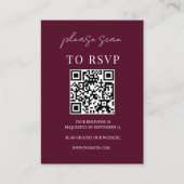 Minimalistische Bourgogne QR Code Bruiloft RSVP Informatiekaartje (Voorkant)