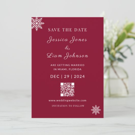 Minimalistische Bourgondische Rode Winter Wedding Save The Date (Staand voorkant)