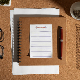 Minimalistische brain dump en notities post-it® notes