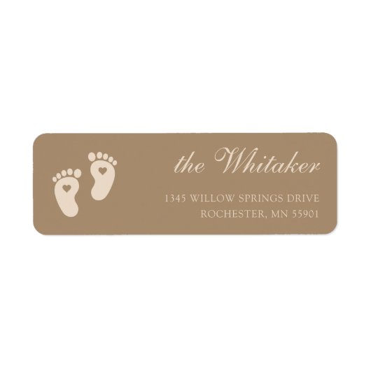 Minimalistische Brown Footprints Gender Reveal Par Etiket (Voorkant)