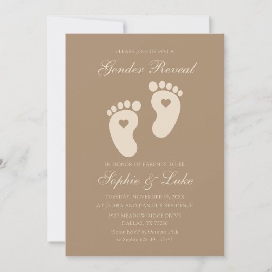 Minimalistische Brown Footprints Gender Reveal Par Kaart (Voorkant)
