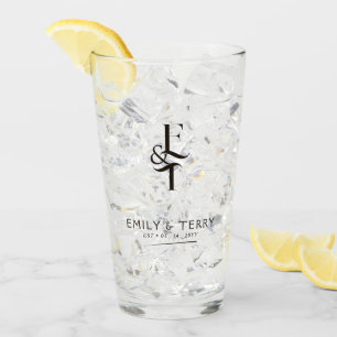 Minimalistische bruid en bruidegom bruiloft monogr glas