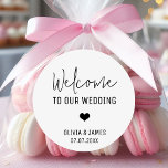 Minimalistische bruiloft Welkom Moderne bruiloft W Ronde Sticker<br><div class="desc">Bruiloft Welkomst Namen Datum Snoepjes Desserts Favors Classic Ronde Sticker</div>