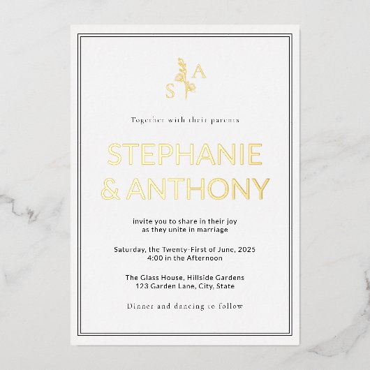 Minimalistische BW Monogram Wildflower Wedding Folie Uitnodiging (Voorkant)