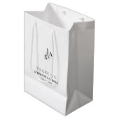 Minimalistische BW Monogram Wildflower Wedding Medium Cadeauzakje (Voorkant Gekanteld)