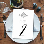 Minimalistische Clam Seashell Monogram Bruiloft Kaart<br><div class="desc">Een minimalistisch tropisch clam monogram bruiloft ontwerp. Een eenvoudig ontwerp dat een schets van een schelp gebruikt om een elegant klassiek monogram te creëer. Een charmant zwart-wit tropisch strandontwerp met rustieke streken en stijlvolle scripttypografie. Een elegante kuststrand thema trouwtafel nummer kaart ontwerp met moderne elementen. Overeenkomende bruidsartikelen en andere bruidsuitnodigingsformaten...</div>