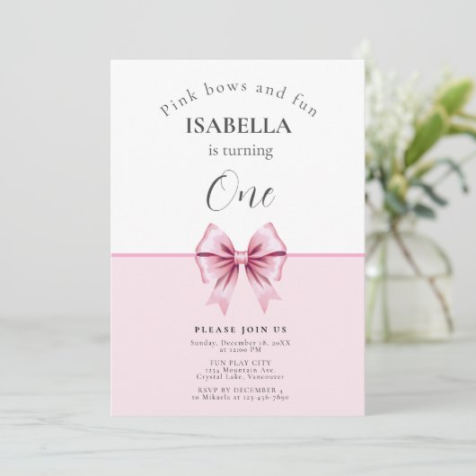 Minimalistische Coquette Roze Boog Verjaardag Uitn Kaart (Staand voorkant)