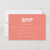 Minimalistische Coral Pink Script Wedding RSVP Kaartje (Voorkant)