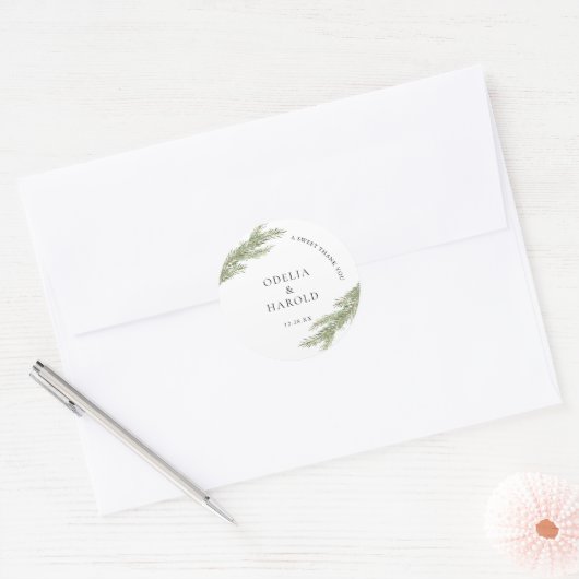 Minimalistische dennenboom tak winter bruiloft ronde sticker (Envelop)