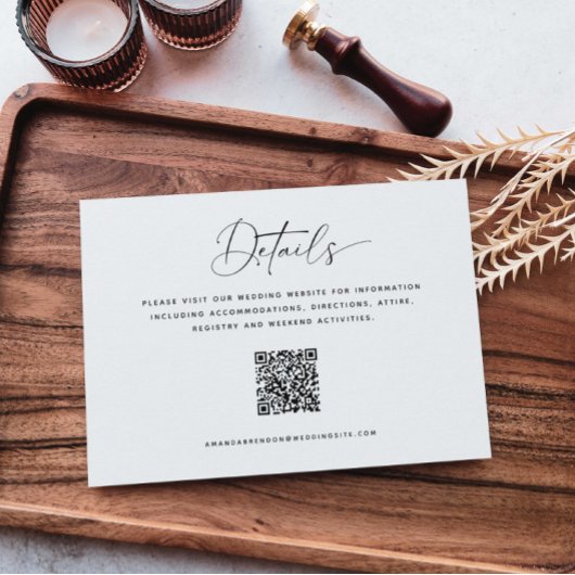 Minimalistische details QR-code bruiloft Informatiekaartje