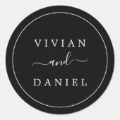 Minimalistische donkerzwarte bruiloft envelop afdi ronde sticker (Voorkant)