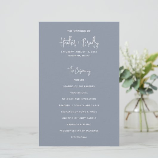 Minimalistische Dusty Blue Modern Wedding Program (Staand voorkant)