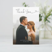 Minimalistische Eenvoudig Script Hart Trouwfoto's Bedankkaart (Staand voorkant)