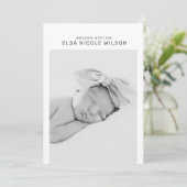 Minimalistische eenvoudige baby geboortekaartje aankondiging (Staand voorkant)