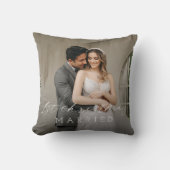 Minimalistische Eenvoudige Foto Elegant Jonggehuwd Kussen (Voorkant)