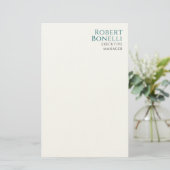 Minimalistische effen blauw & wit modern briefpapier (Staand voorkant)