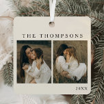 Minimalistische Elegant Eenvoudige 4 Foto Eenvoudi Metalen Ornament<br><div class="desc">Vier dierbare herinneringen met dit minimalistische elegante eenvoudige 4-foto Christmas Metal-Ornament, ontworpen voor diegenen die een vleugje moderne elegantie waarderen. Dit gepersonaliseerde, dubbelzijdige ornament heeft een strak, onbreekbaar metaalontwerp met ruimte voor maximaal vier familiefoto's, waardoor het jaar na jaar een prachtige manier is om speciale momenten weer te geven. De...</div>