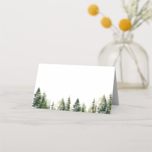 Minimalistische elegante bos pijnbomen bruiloft plaatskaartje (Voorkant)