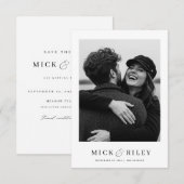 Minimalistische elegante tekst en foto bruiloft save the date (Voorkant / Achterkant)