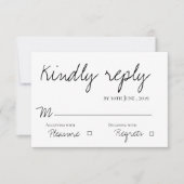 Minimalistische elegante zwart-wit script bruiloft RSVP kaartje (Voorkant)