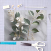 Minimalistische eucalyptustak op marmer tissuepapier (Craft)