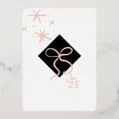 Minimalistische Folie Bow Afstuderen Foto Folie Uitnodiging (Achterkant)